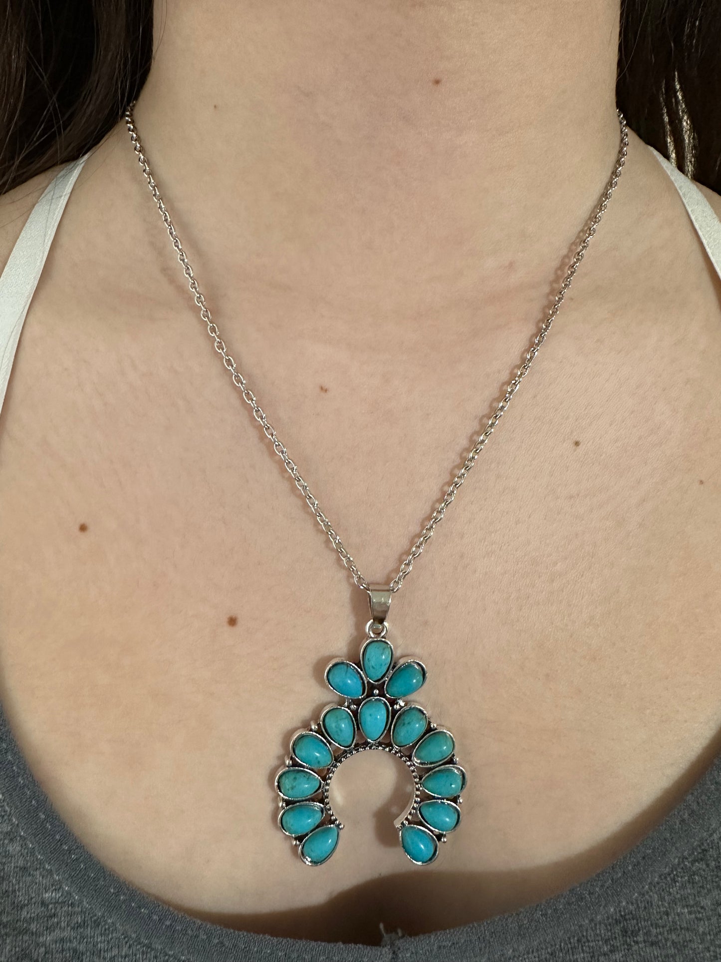 Bea Turquoise Necklace